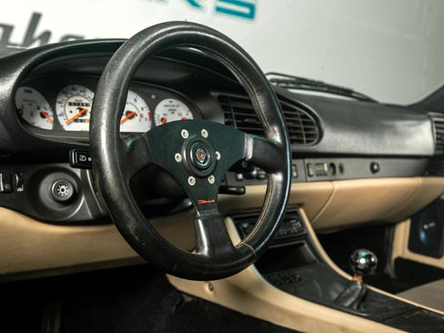 Used 1988 Porsche 944 Coupe image 2