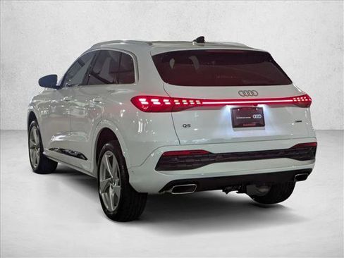 Used 2025 Audi Q5 Premium Plus w/ Premium Plus image 9