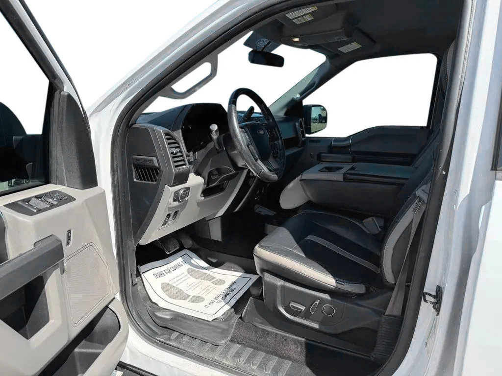 Used 2018 Ford F150 XLT w/ Equipment Group 302A Luxury AWD/4WD image 11