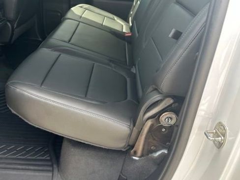 Used 2020 Chevrolet Silverado 1500 RST AWD/4WD image 23