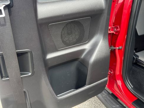 Used 2019 Toyota Tacoma SR w/ SX Package AWD/4WD image 23
