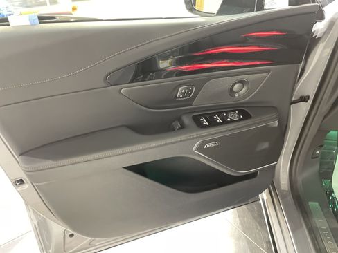 New 2024 Lincoln Nautilus Premier w/ Equipment Group 102A image 17