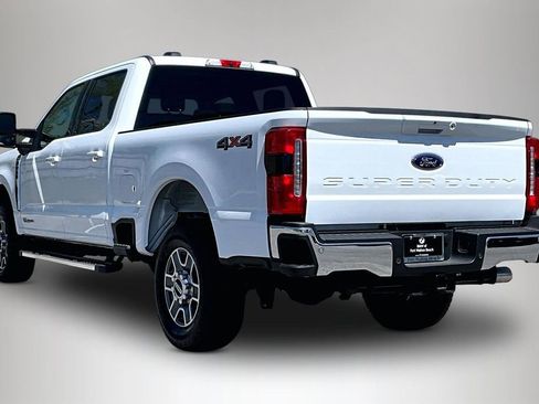 Used 2026 Ford F250 Lariat AWD/4WD image 4