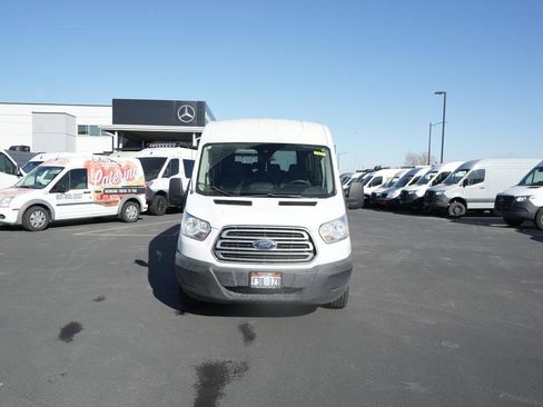 Used 2019 Ford Transit 350 XLT image 2