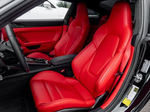 Used 2026 Porsche 911 GT3 image 5