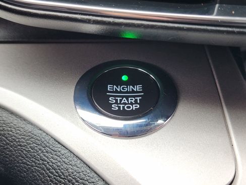 Used 2021 Ford Explorer XLT w/ Equipment Group 202A image 24