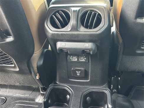 Used 2021 Jeep Gladiator Rubicon w/ Dual Top Group image 27