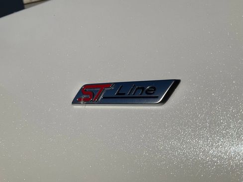 Used 2025 Ford Explorer ST-Line w/ Premium Package image 11