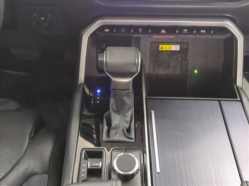 Used 2023 Toyota Tundra Platinum w/ Advanced Package AWD/4WD image 12