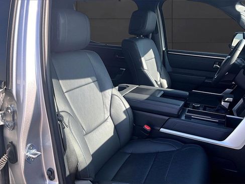 Used 2024 Toyota Tundra Platinum image 7