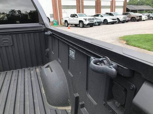 Used 2023 Toyota Tundra Platinum AWD/4WD image 32