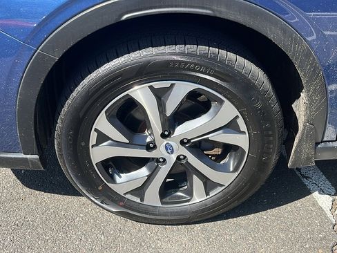 Certified 2021 Subaru Outback Touring XT image 9