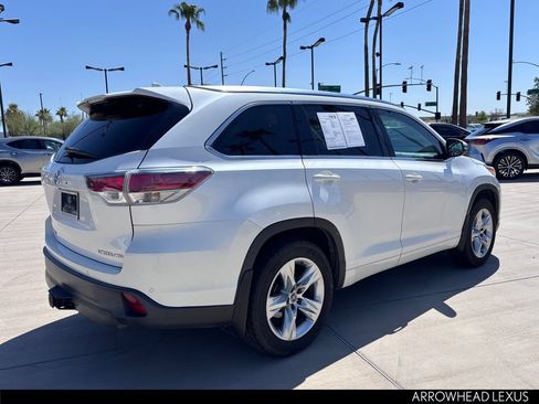Used 2016 Toyota Highlander Limited AWD/4WD image 4