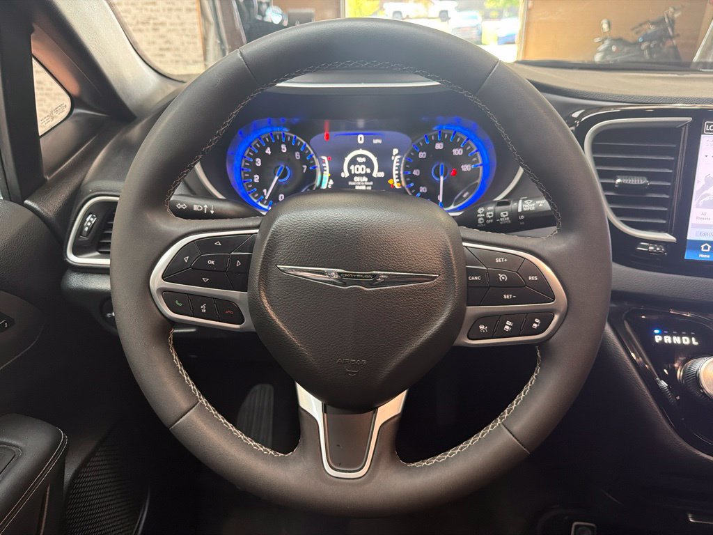 Used 2026 Chrysler Pacifica Select FWD image 20