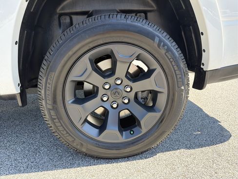 Used 2025 RAM 1500 Big Horn AWD/4WD image 23