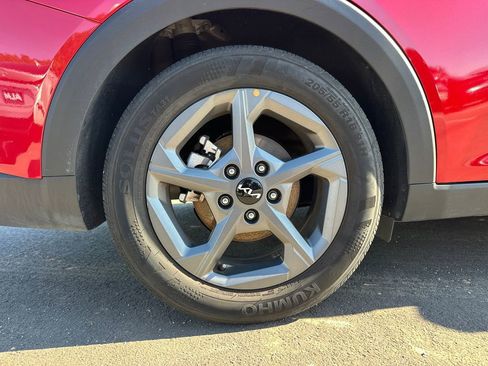 Used 2025 Kia K4 LXS image 17