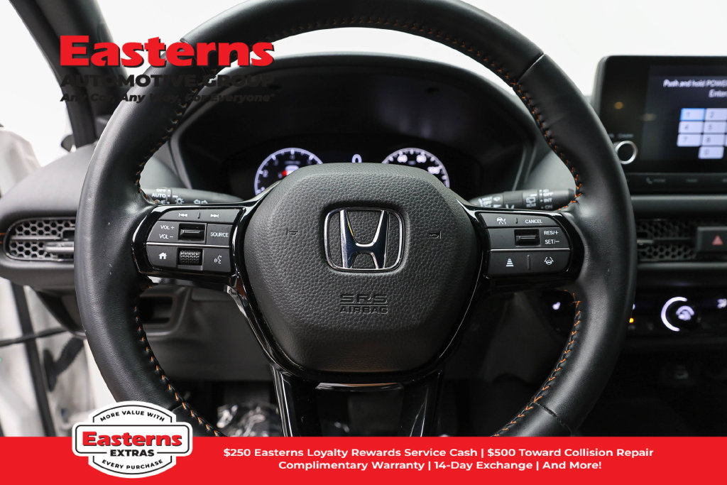 Used 2025 Honda HR-V Sport image 11