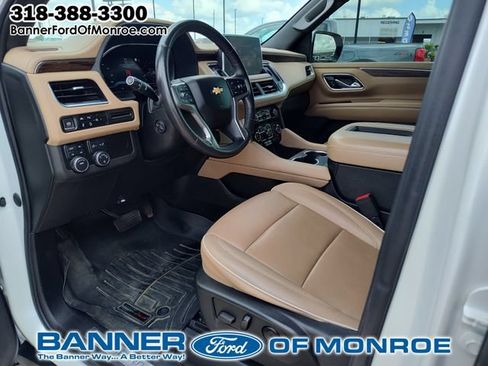 Used 2023 Chevrolet Tahoe Premier AWD/4WD image 2