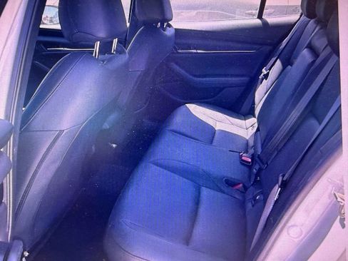 Used 2023 MAZDA MAZDA3 s FWD image 7