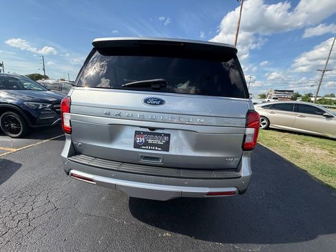 Used 2022 Ford Expedition Max XLT AWD/4WD image 4