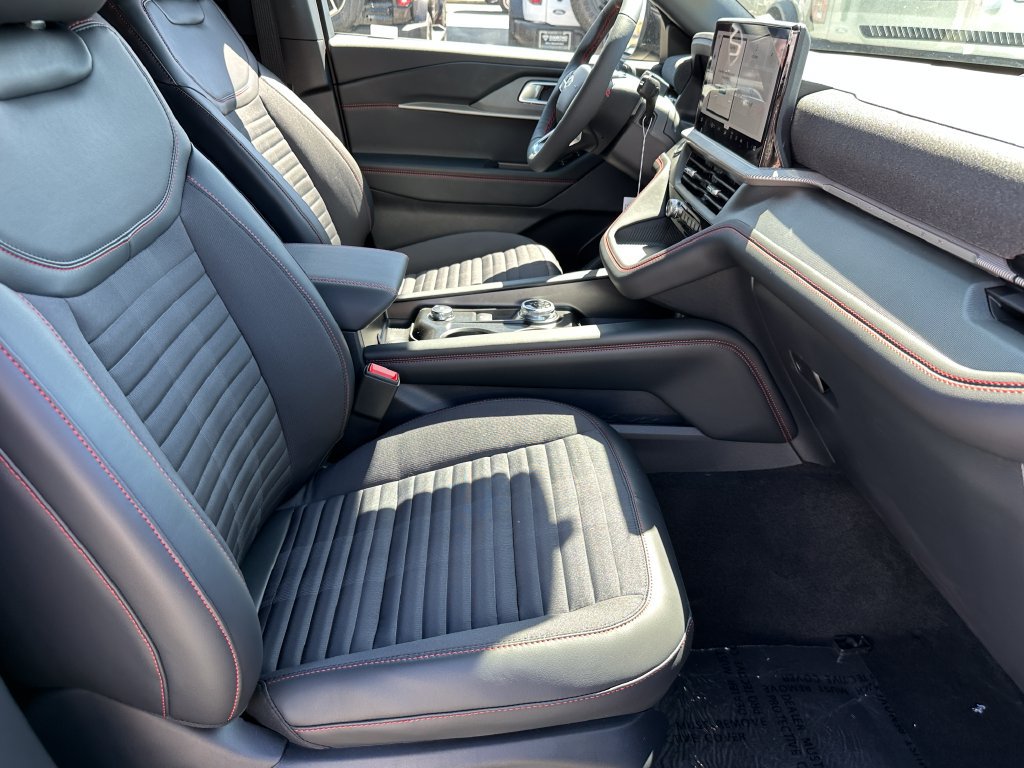 New 2027 Ford Explorer ST-Line w/ Premium Package RWD image 16