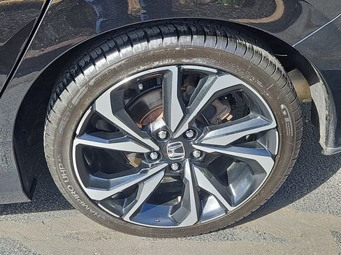 Used 2018 Honda Civic Si image 4