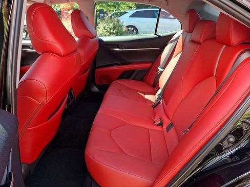 Used 2022 Toyota Camry XSE w/ Carpet Mat Package (TMS) FWD image 10