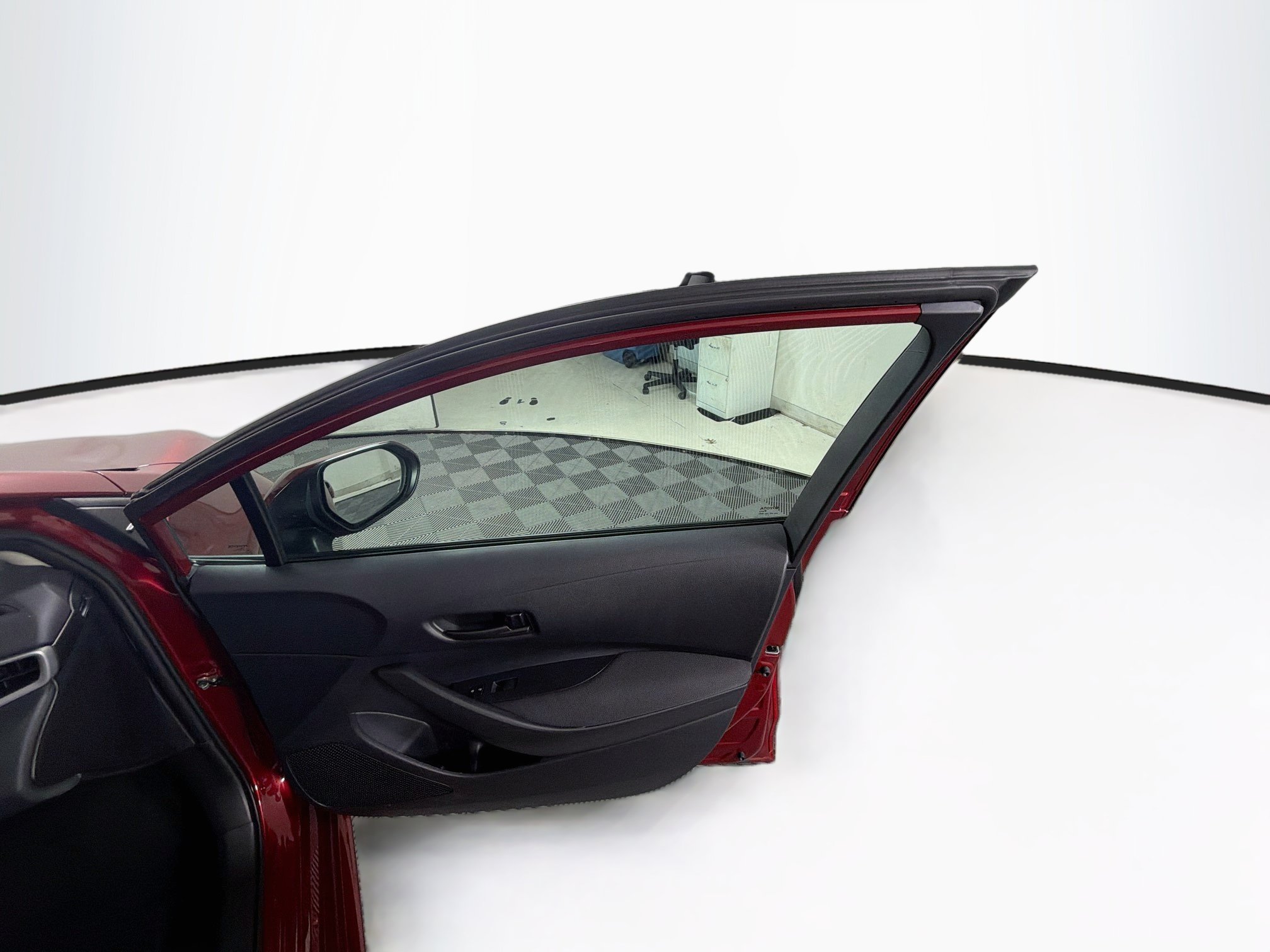 Used 2026 Toyota Corolla LE FWD image 31