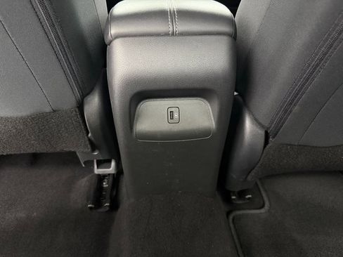 Used 2024 Nissan Sentra SV image 32