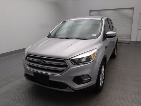 Used 2019 Ford Escape SE FWD image 15