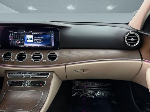 Used 2020 Mercedes-Benz E 350 E 350 image 27