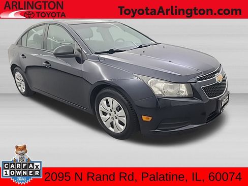 Used 2014 Chevrolet Cruze LS FWD image 1