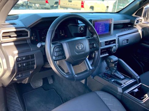 Used 2024 Toyota Tacoma SR image 16