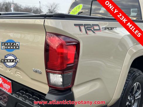 Used 2019 Toyota Tacoma TRD Sport image 13