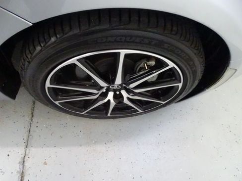 Used 2023 Toyota GR86 RWD image 25