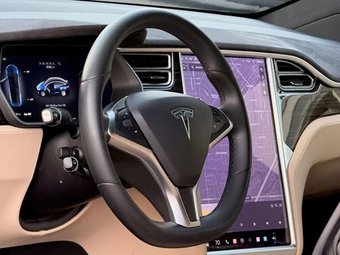 Used 2016 Tesla Model X 75D AWD/4WD image 13