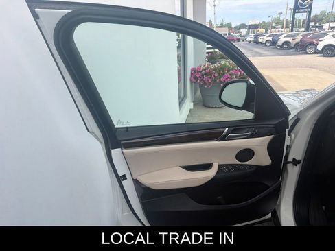 Used 2017 BMW X3 xDrive28i AWD/4WD image 22