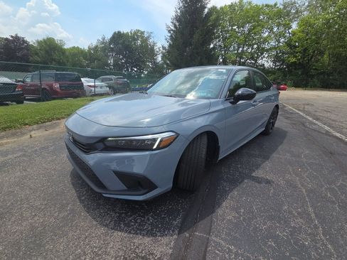 Used 2024 Honda Civic Sport image 9