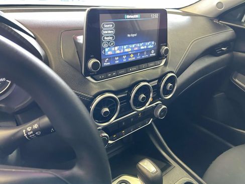 Used 2025 Nissan Sentra SV FWD image 20