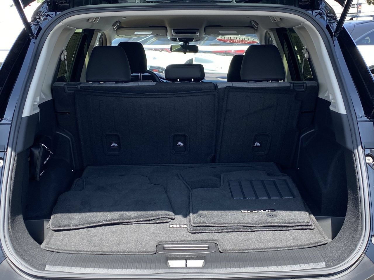 Certified 2023 Nissan Rogue SV FWD image 13