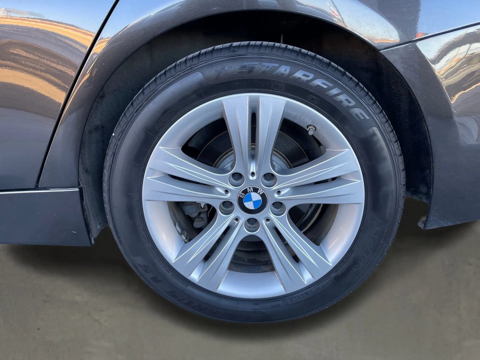 Used 2016 BMW 328i Sedan RWD image 10