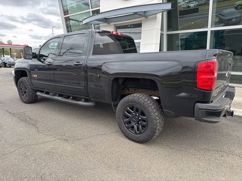 Used 2019 Chevrolet Silverado 2500 LTZ w/ Duramax Plus Package AWD/4WD image 5