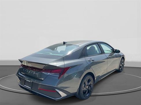New 2026 Hyundai Elantra Sport FWD image 4