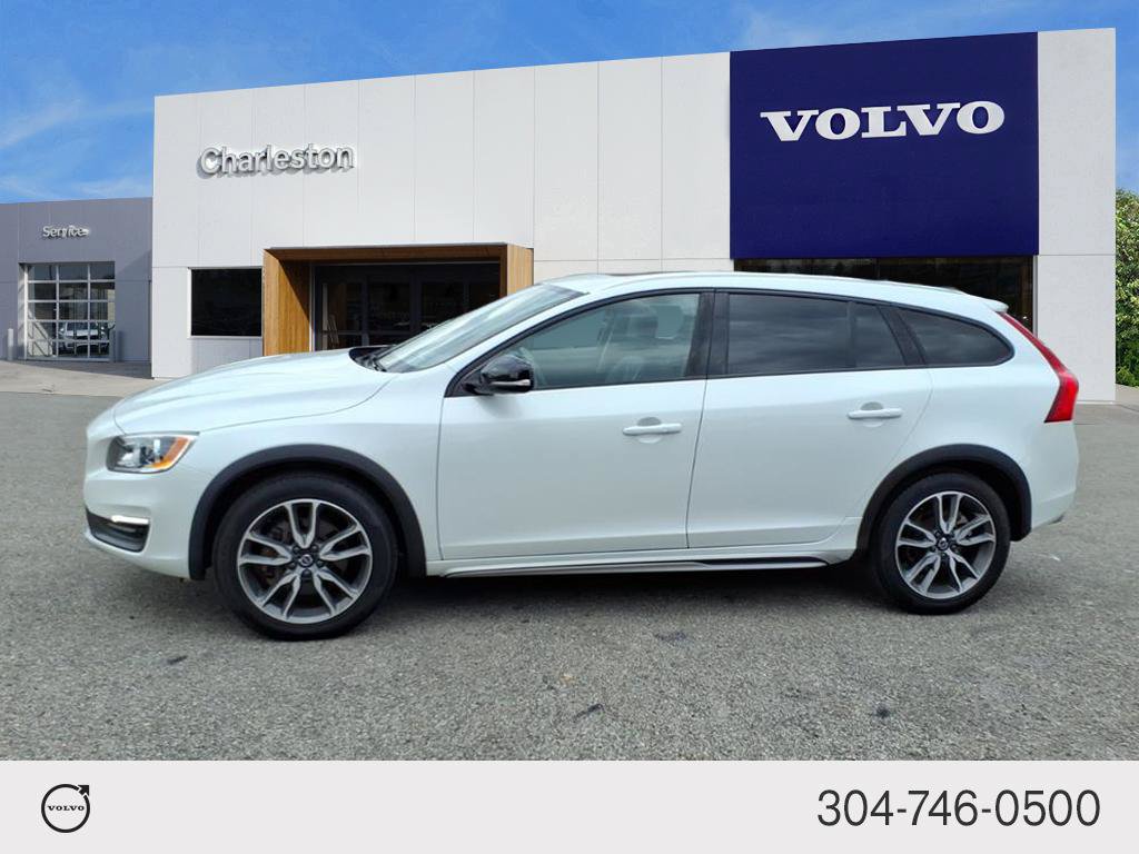 Used 2016 Volvo V60 T5 Cross Country AWD/4WD image 6