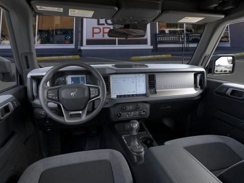 New 2025 Ford Bronco 4-Door AWD/4WD image 10