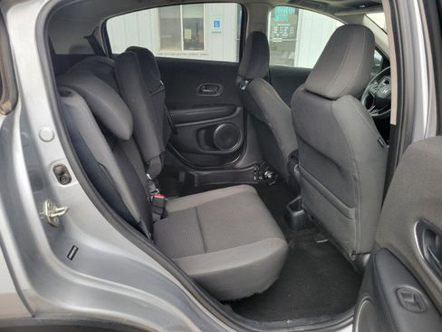 Used 2019 Honda HR-V EX image 16