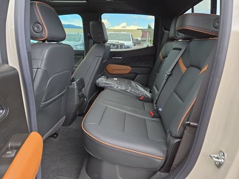 New 2026 GMC Canyon AT4 w/ Technology Plus Package AWD/4WD image 28