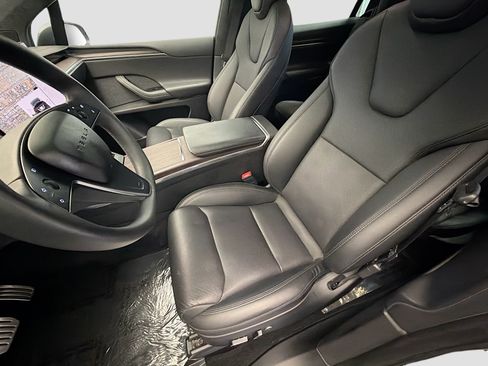Used 2024 Tesla Model X AWD/4WD image 11