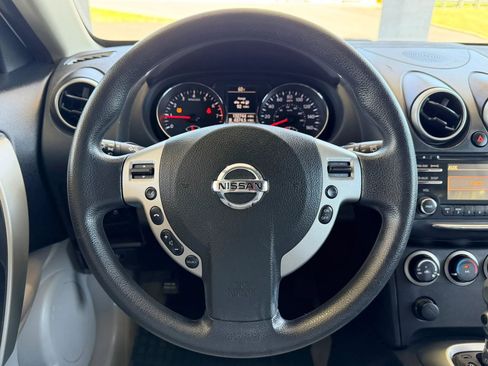 Used 2012 Nissan Rogue SV AWD/4WD image 9