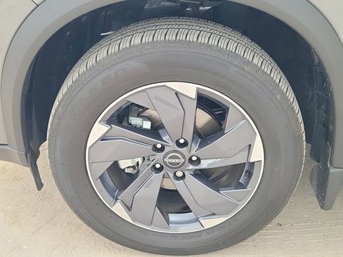 Certified 2026 Nissan Rogue SV image 11